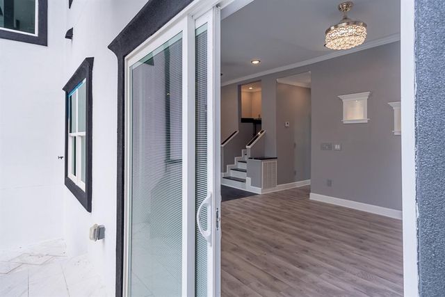 1801 Rosenberg Street 202, Galveston, TX 77550