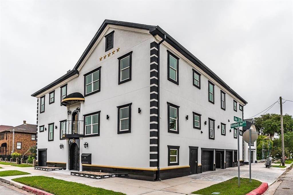 1801 Rosenberg Street 202, Galveston, TX 77550