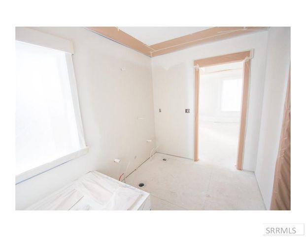 303 Galena Summit Dr, Idaho Falls, ID 83404