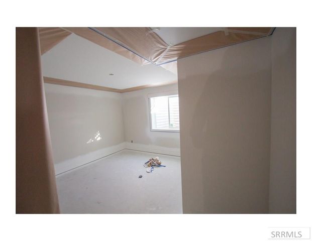 303 Galena Summit Dr, Idaho Falls, ID 83404