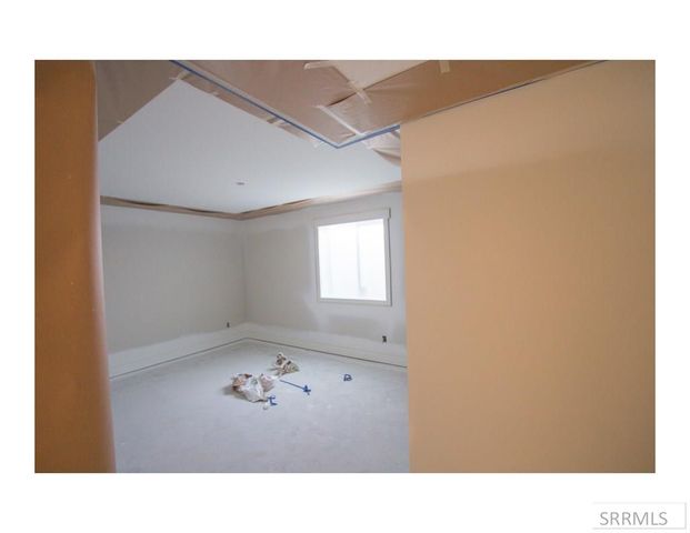 303 Galena Summit Dr, Idaho Falls, ID 83404