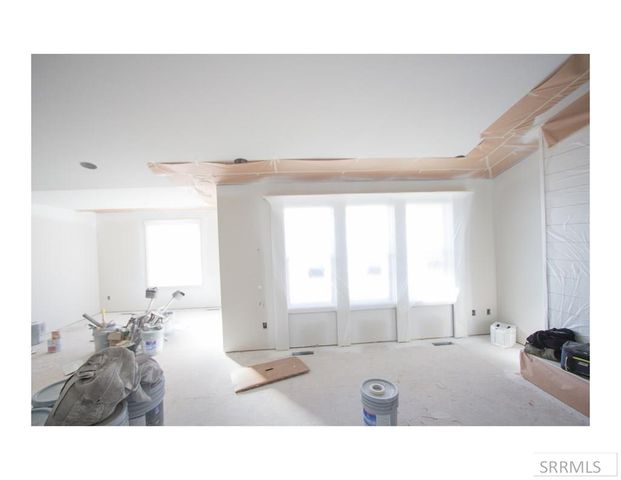 303 Galena Summit Dr, Idaho Falls, ID 83404