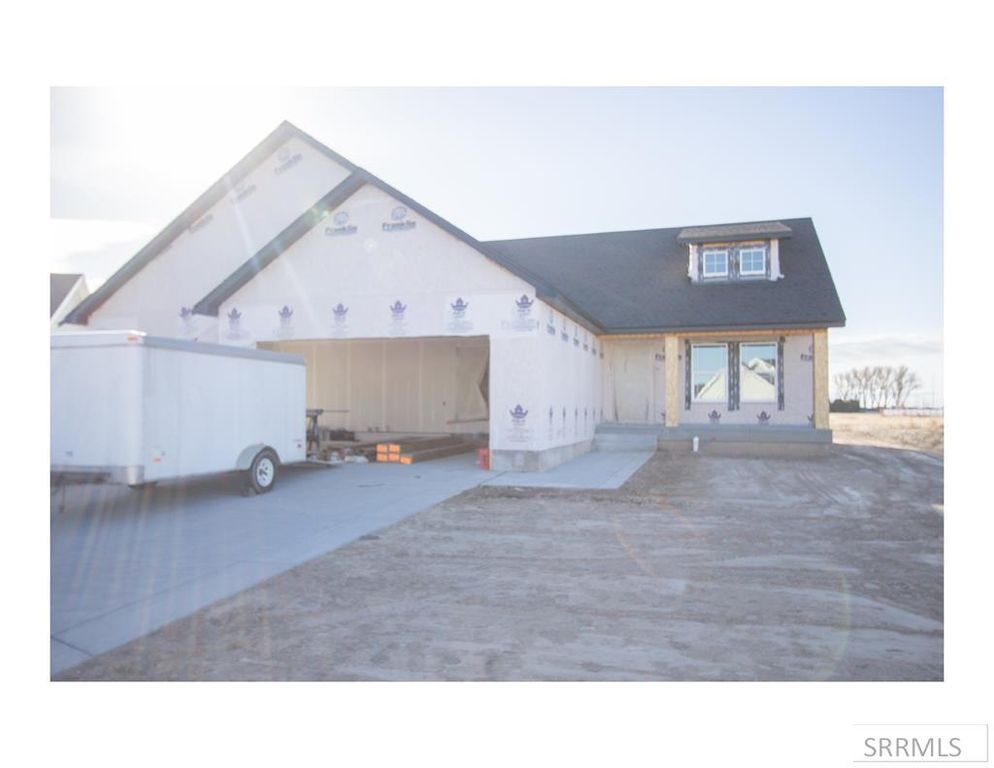303 Galena Summit Dr, Idaho Falls, ID 83404