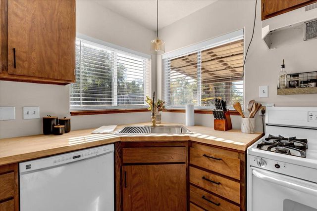 16485 Bo Lane, Cottonwood, CA 96022