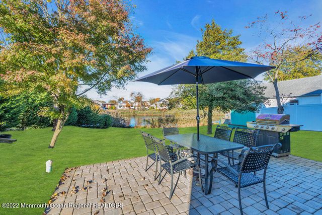 612 Lake Avenue, Spring Lake Heights, NJ 07762