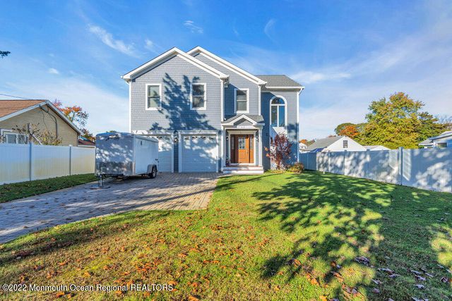 612 Lake Avenue, Spring Lake Heights, NJ 07762