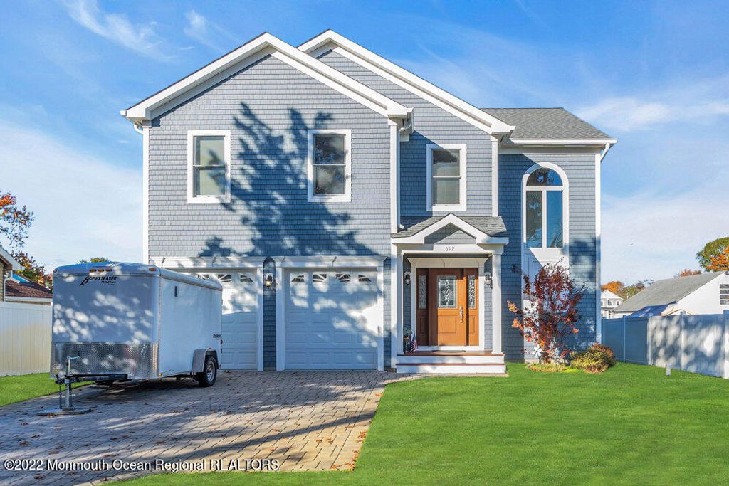 612 Lake Avenue, Spring Lake Heights, NJ 07762