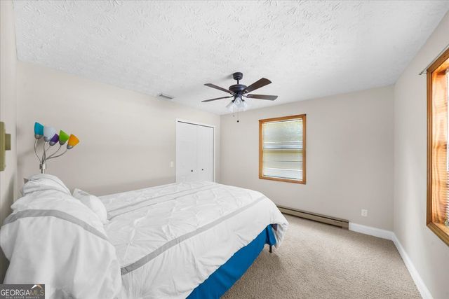 9670 Lee Circle, Gainesville, GA 30506
