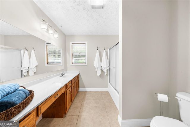 9670 Lee Circle, Gainesville, GA 30506
