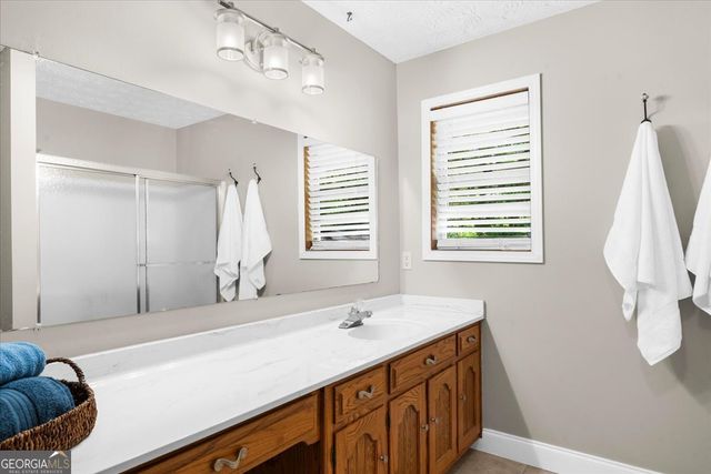 9670 Lee Circle, Gainesville, GA 30506
