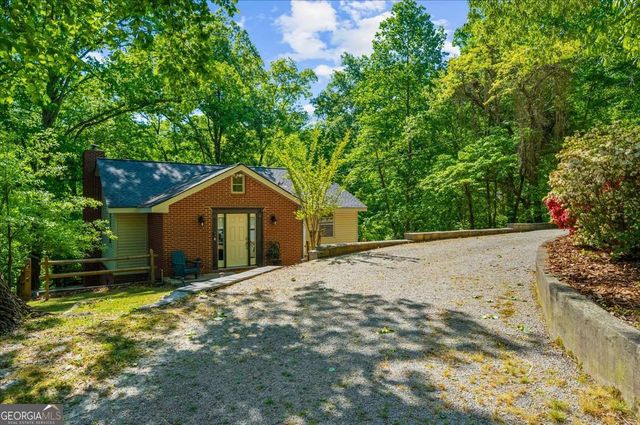 9670 Lee Circle, Gainesville, GA 30506