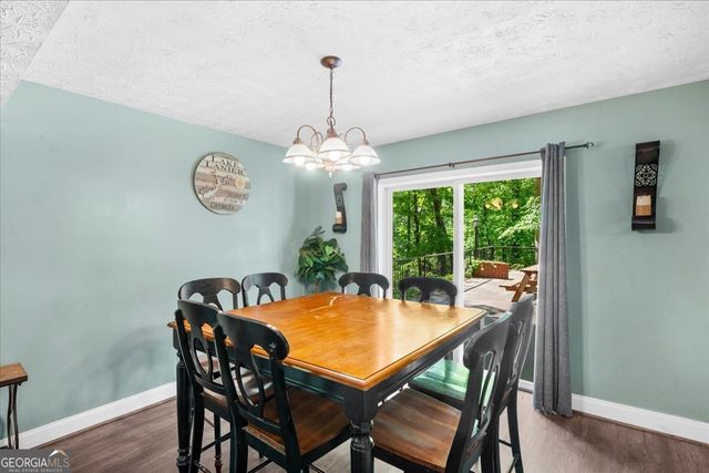 9670 Lee Circle, Gainesville, GA 30506
