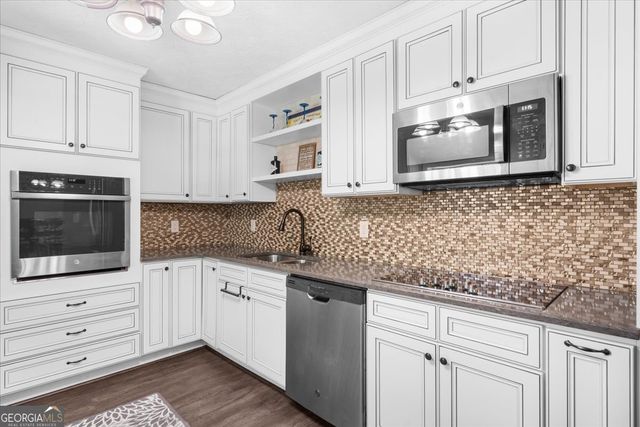 9670 Lee Circle, Gainesville, GA 30506