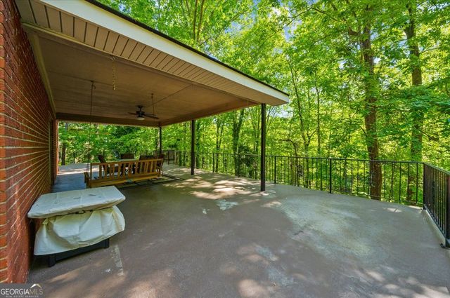9670 Lee Circle, Gainesville, GA 30506