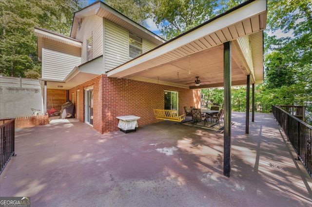9670 Lee Circle, Gainesville, GA 30506