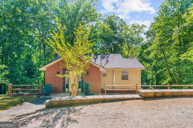 9670 Lee Circle, Gainesville, GA 30506