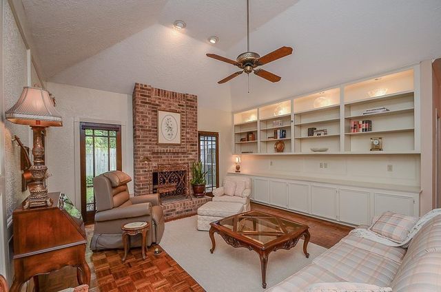 1919 Mosa Creek Court, Houston, TX 77017