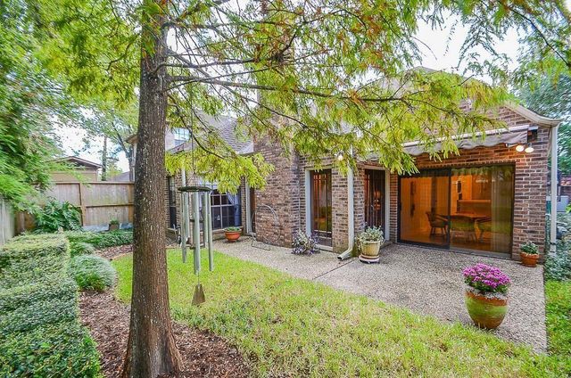 1919 Mosa Creek Court, Houston, TX 77017