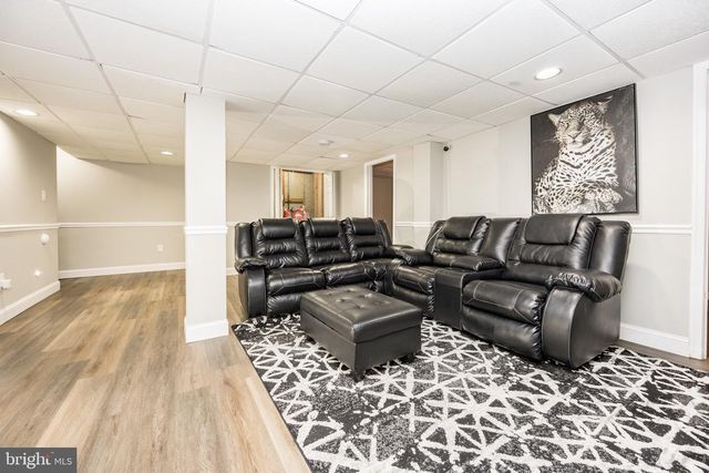 7 ROBINS NEST LN, New Castle, DE 19720