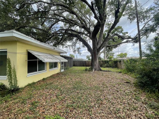635 DEVILLE DRIVE E, Largo, FL 33771