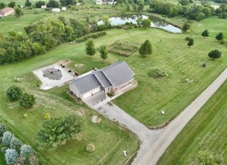 24555 Paradise Road, Maryville, MO 64468