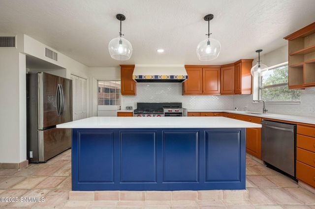 1032 Carver Road, Las Cruces, NM 88005
