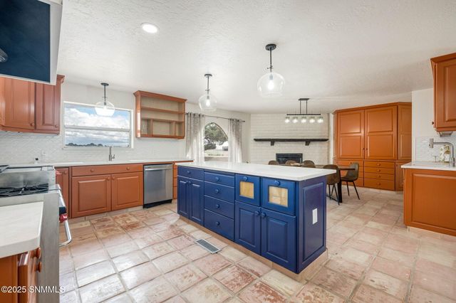 1032 Carver Road, Las Cruces, NM 88005