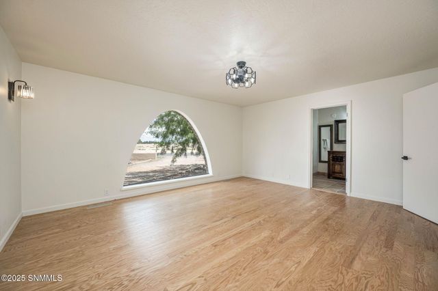 1032 Carver Road, Las Cruces, NM 88005