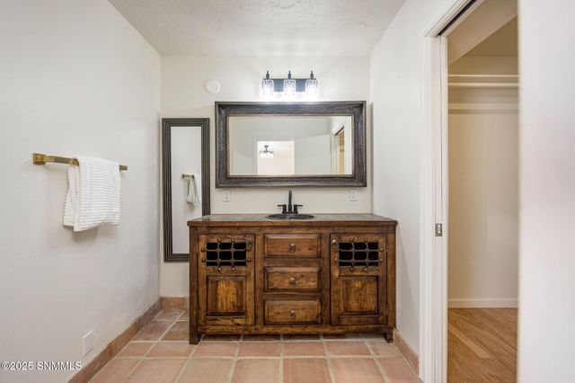 1032 Carver Road, Las Cruces, NM 88005