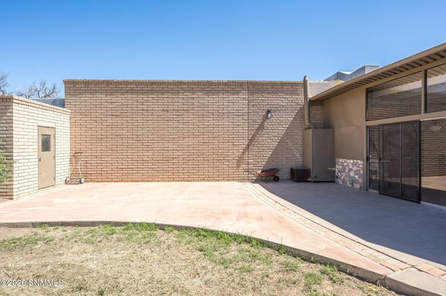 1032 Carver Road, Las Cruces, NM 88005