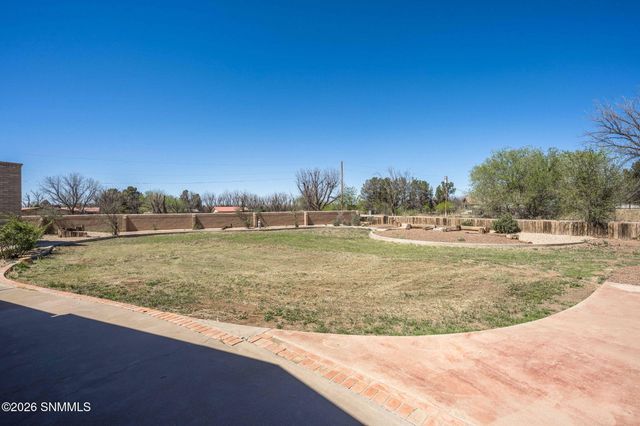 1032 Carver Road, Las Cruces, NM 88005