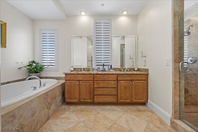 9 Cerchio Basso, Henderson, NV 89011