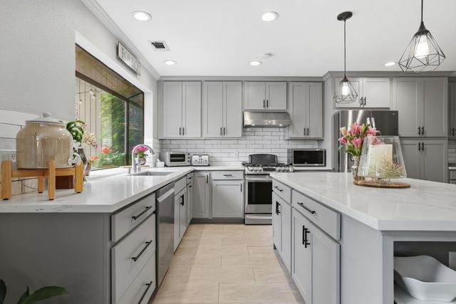 11357 Gold Country Blvd, Gold River, CA 95670