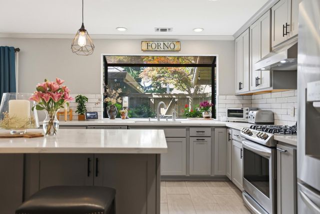 11357 Gold Country Blvd, Gold River, CA 95670