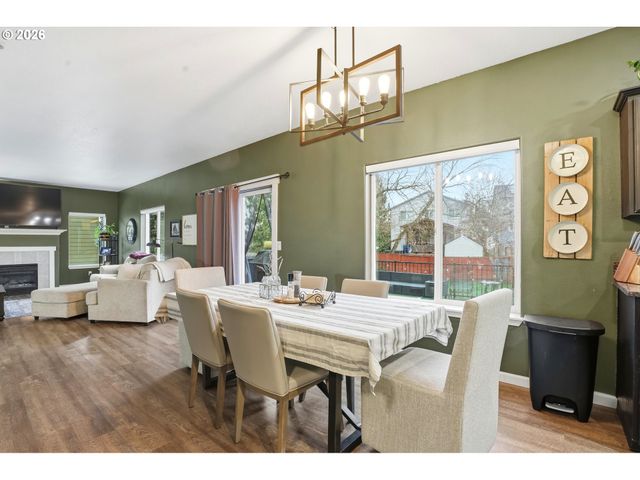 16356 Se ANDEREGG Pkwy, Damascus, OR 97089