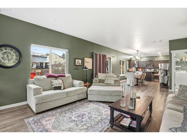 16356 Se ANDEREGG Pkwy, Damascus, OR 97089