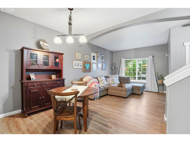 16356 Se ANDEREGG Pkwy, Damascus, OR 97089