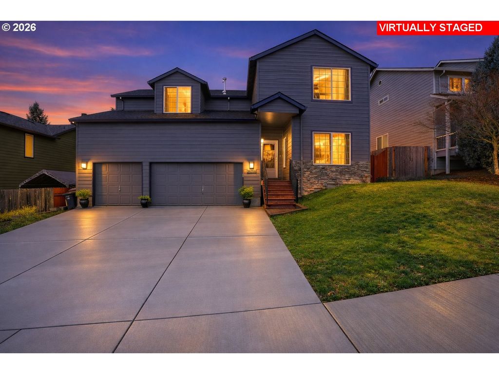 16356 Se ANDEREGG Pkwy, Damascus, OR 97089