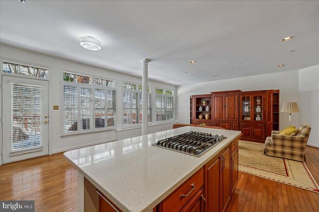 11417 CEDAR RIDGE DR, Potomac, MD 20854