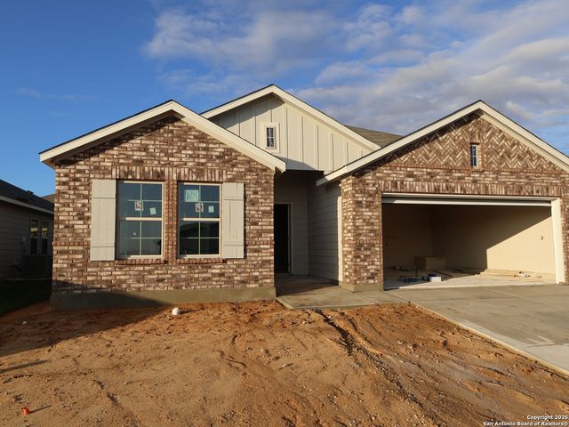 1104 Limestone Ridge, Seguin, TX 78155
