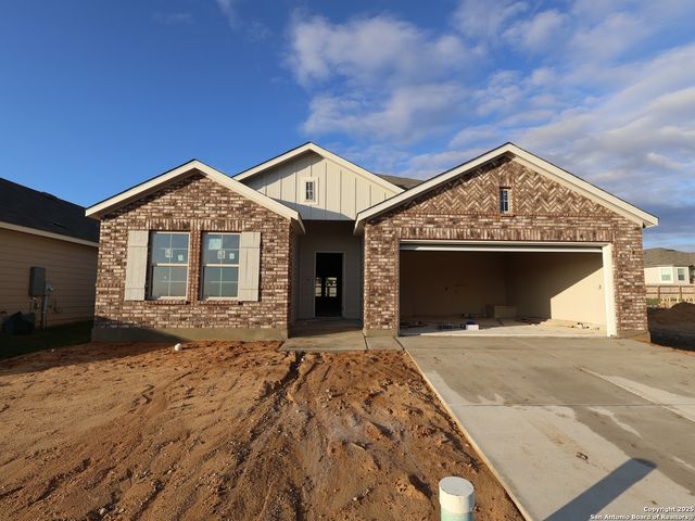 1104 Limestone Ridge, Seguin, TX 78155