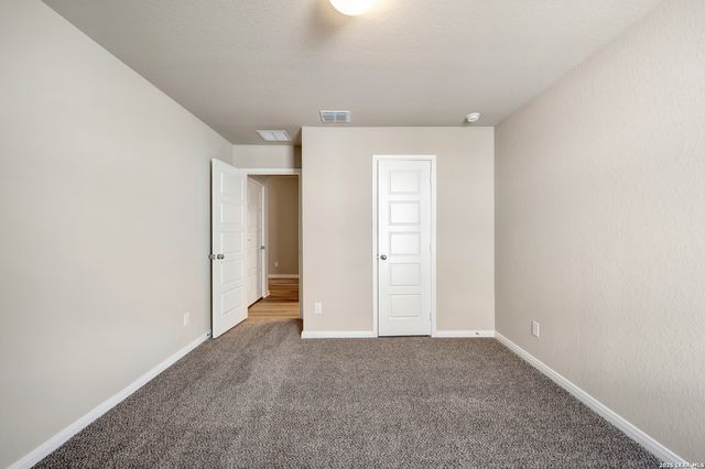 1104 Limestone Ridge, Seguin, TX 78155