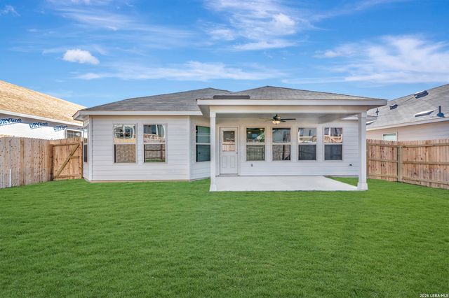 1104 Limestone Ridge, Seguin, TX 78155
