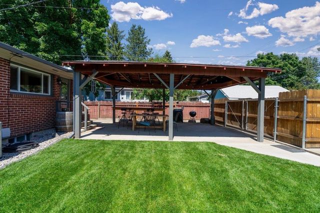 4518 N WALNUT St, Spokane, WA 99205
