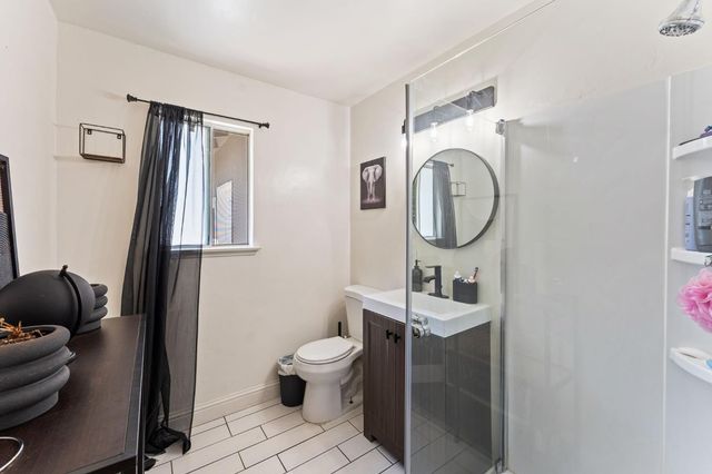 2163 65th Ave, Sacramento, CA 95822