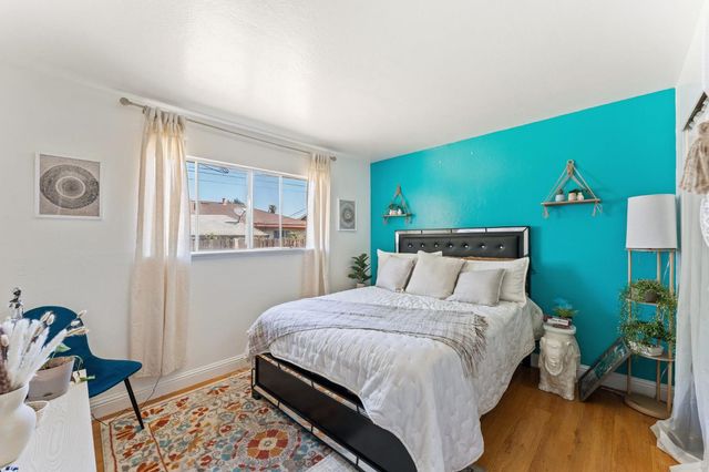 2163 65th Ave, Sacramento, CA 95822