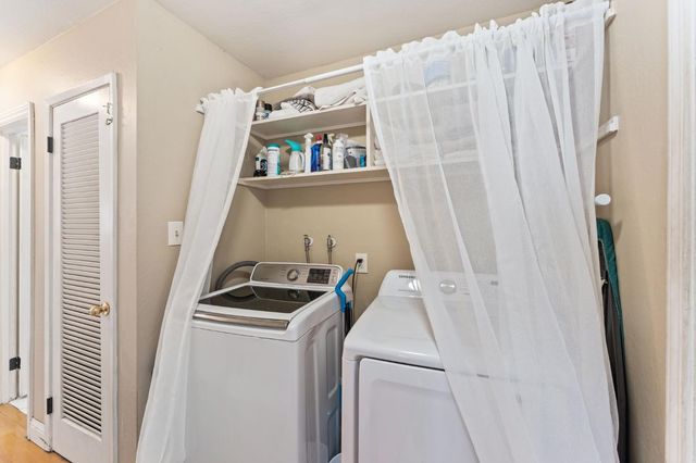 2163 65th Ave, Sacramento, CA 95822