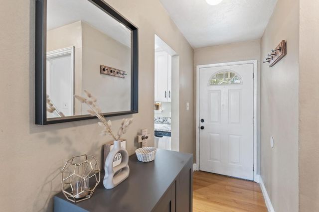 2163 65th Ave, Sacramento, CA 95822