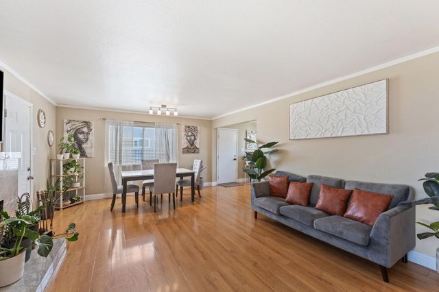 2163 65th Ave, Sacramento, CA 95822