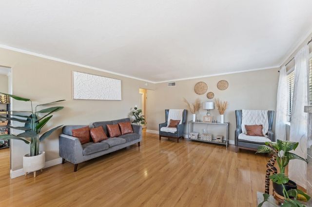 2163 65th Ave, Sacramento, CA 95822